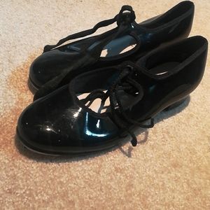 Child Black Tap Shoes